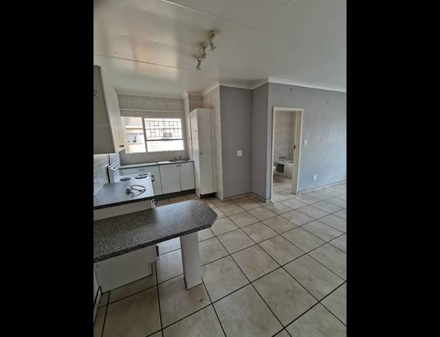 2 BEDROOM APARTMENT FOR SALE IN KANONIERSPARK